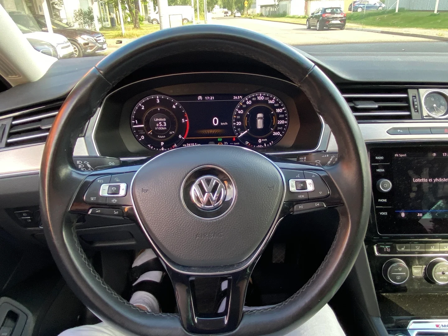 Car Image - 4Lpbtr9cJKs1ggCmI4Z9p5