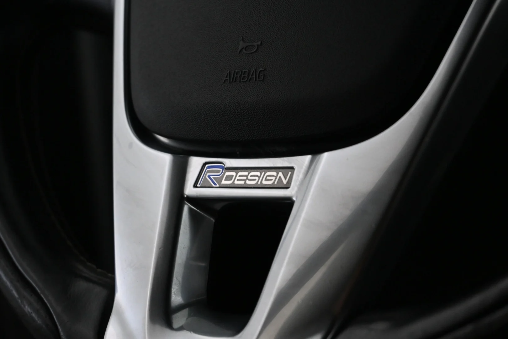 Car Image - 5gOW6otbR2yrBh3I7ttyCd