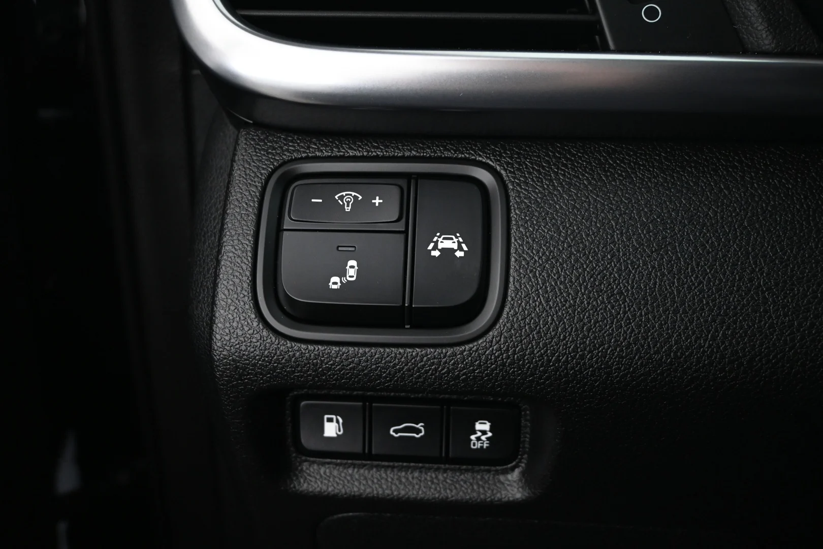 Car Image - 14n1okmjODgIFaPlMabE57