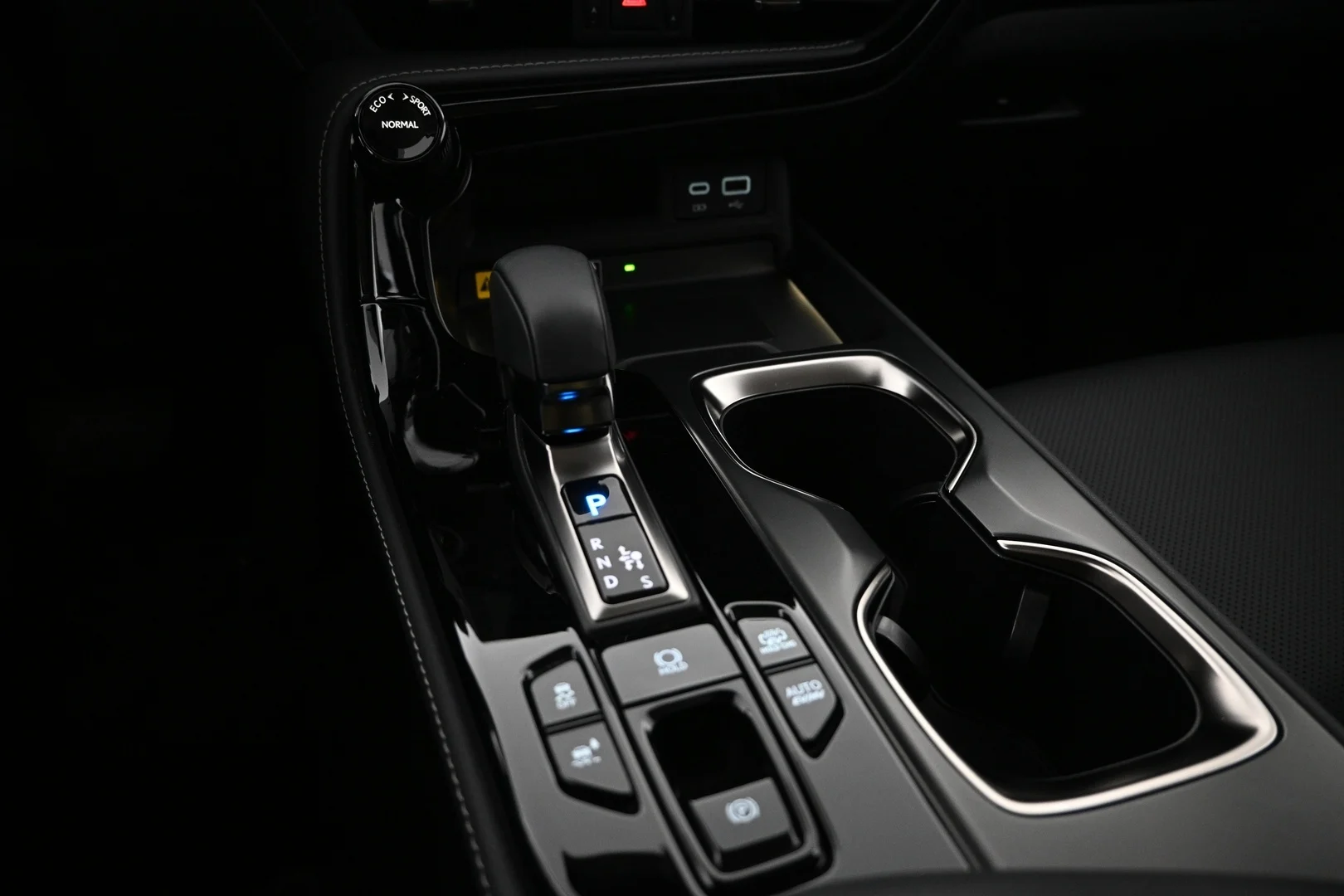 Car Image - 6eEV4S918TfqcHe2jtvB5i