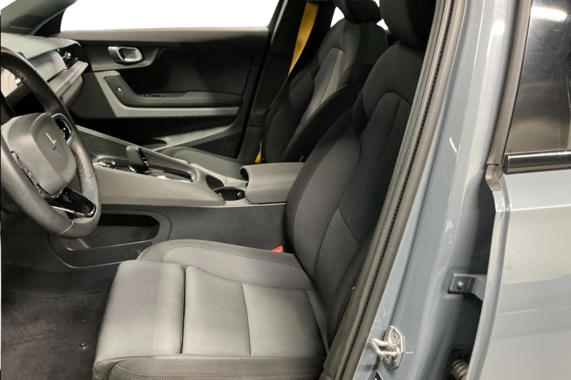 Car Image - 5jrIFSid3LUGmRGU4jYC2H