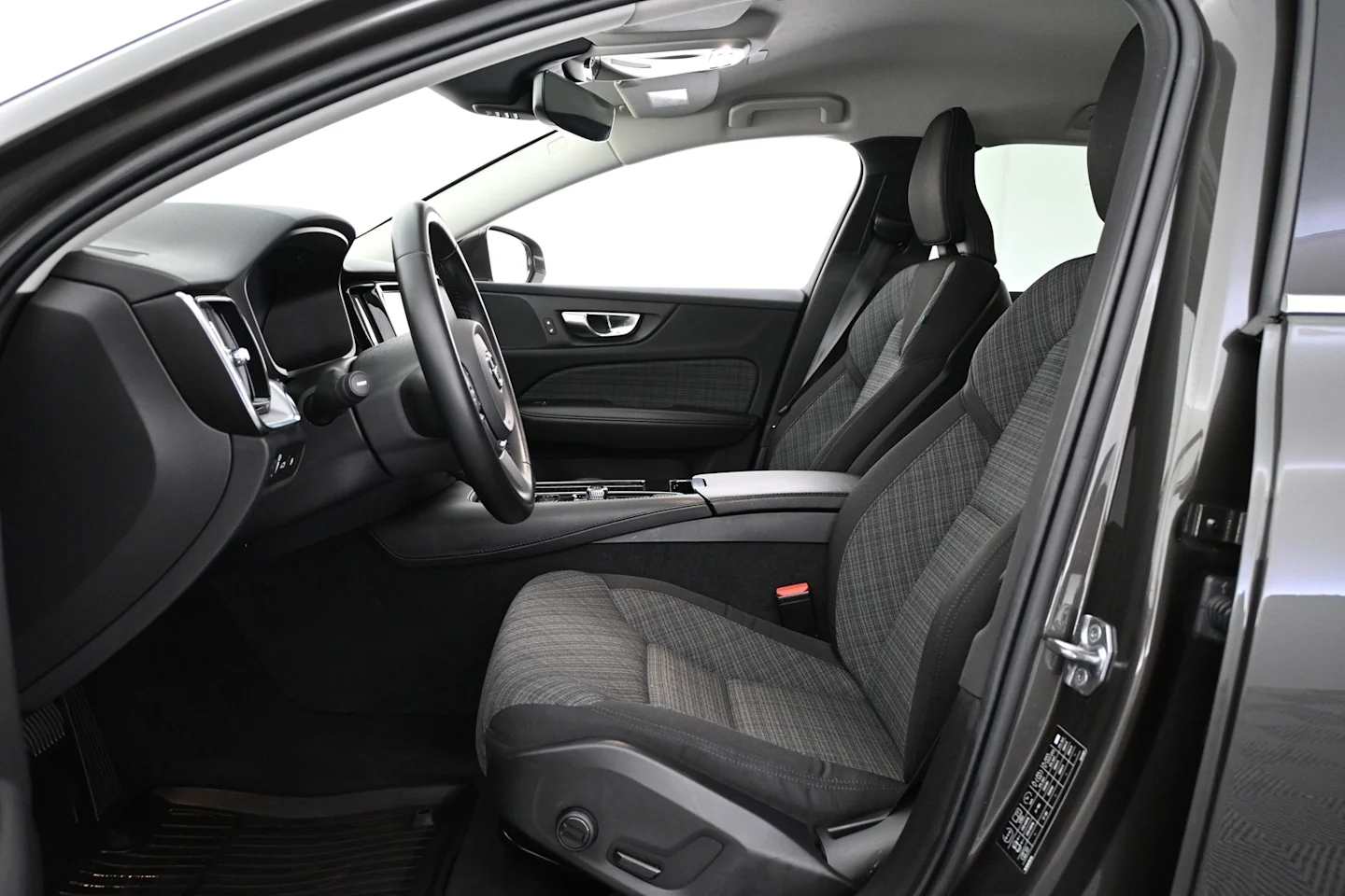 Car Image - CqILVMXiKZ7tTvpTEScW4