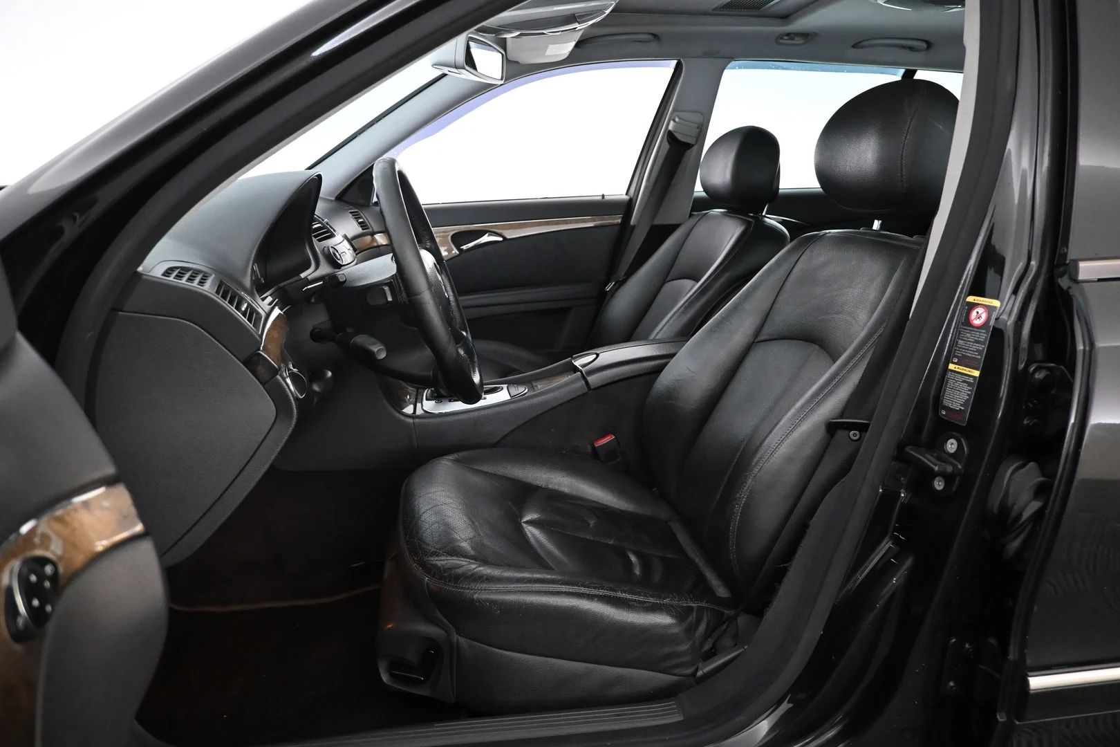 Car Image - RPkaorDMdKLXvdlAifTeB