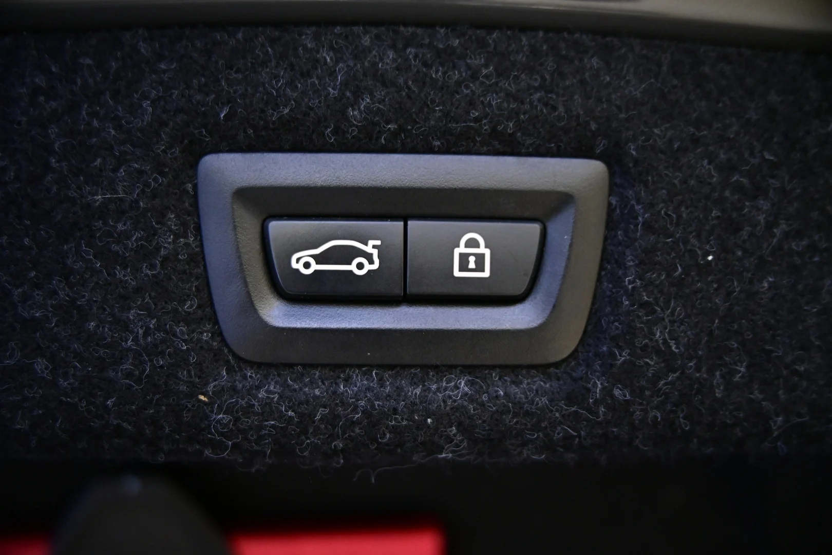 Car Image - 2WaOLTtCt8VPRc06knqU7d