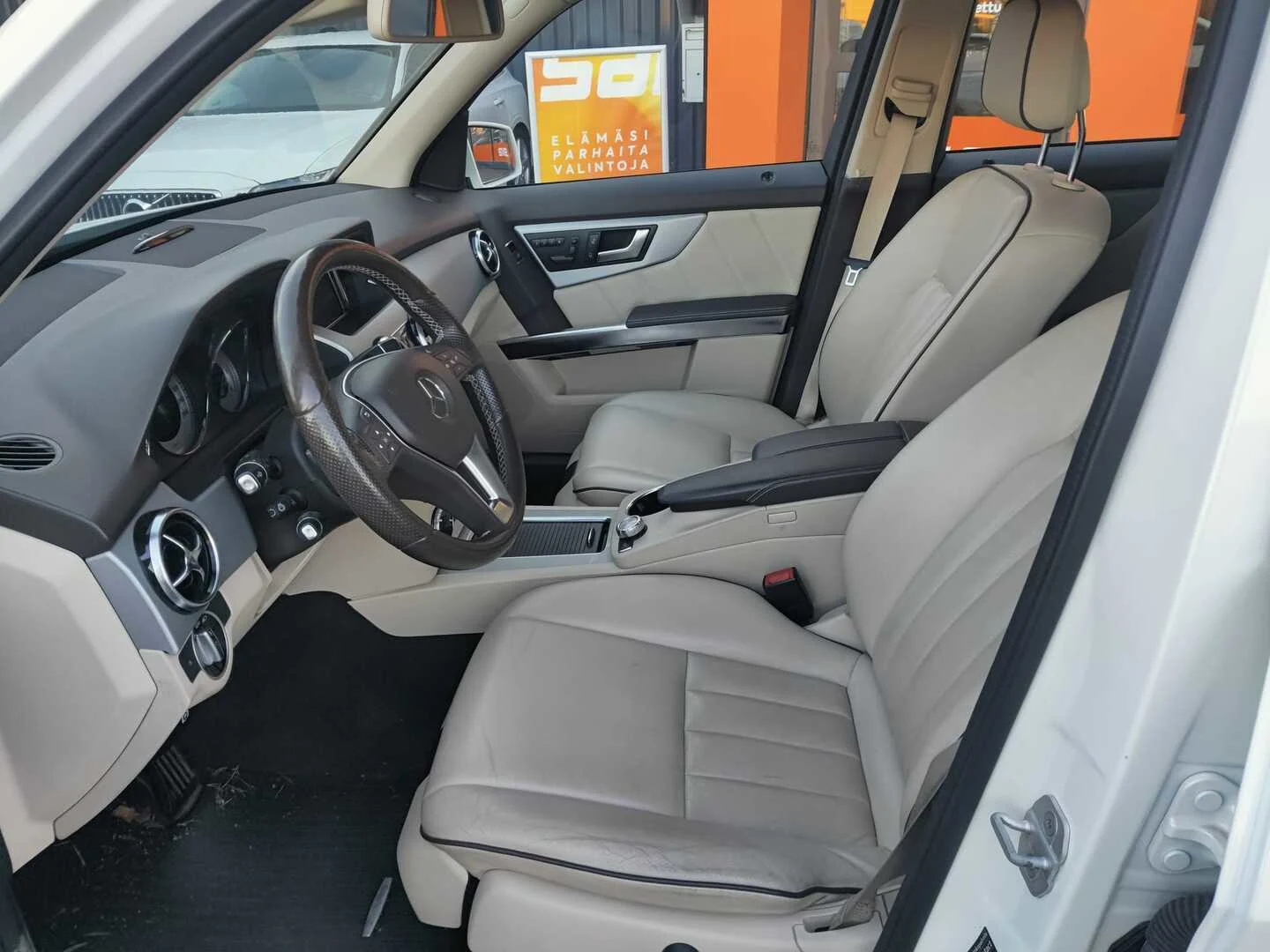 Car Image - FDHeD20upvO91mpqCd4py