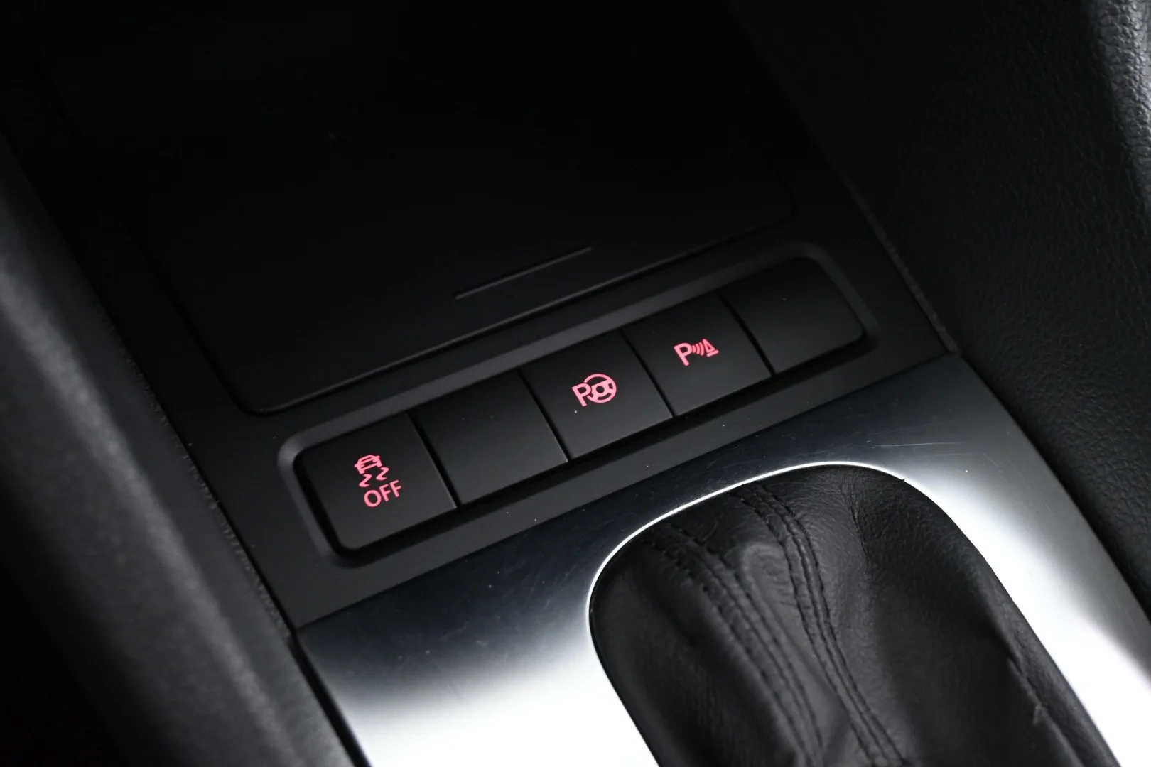 Car Image - 15GB2symRfGjtd1D8GNRcg