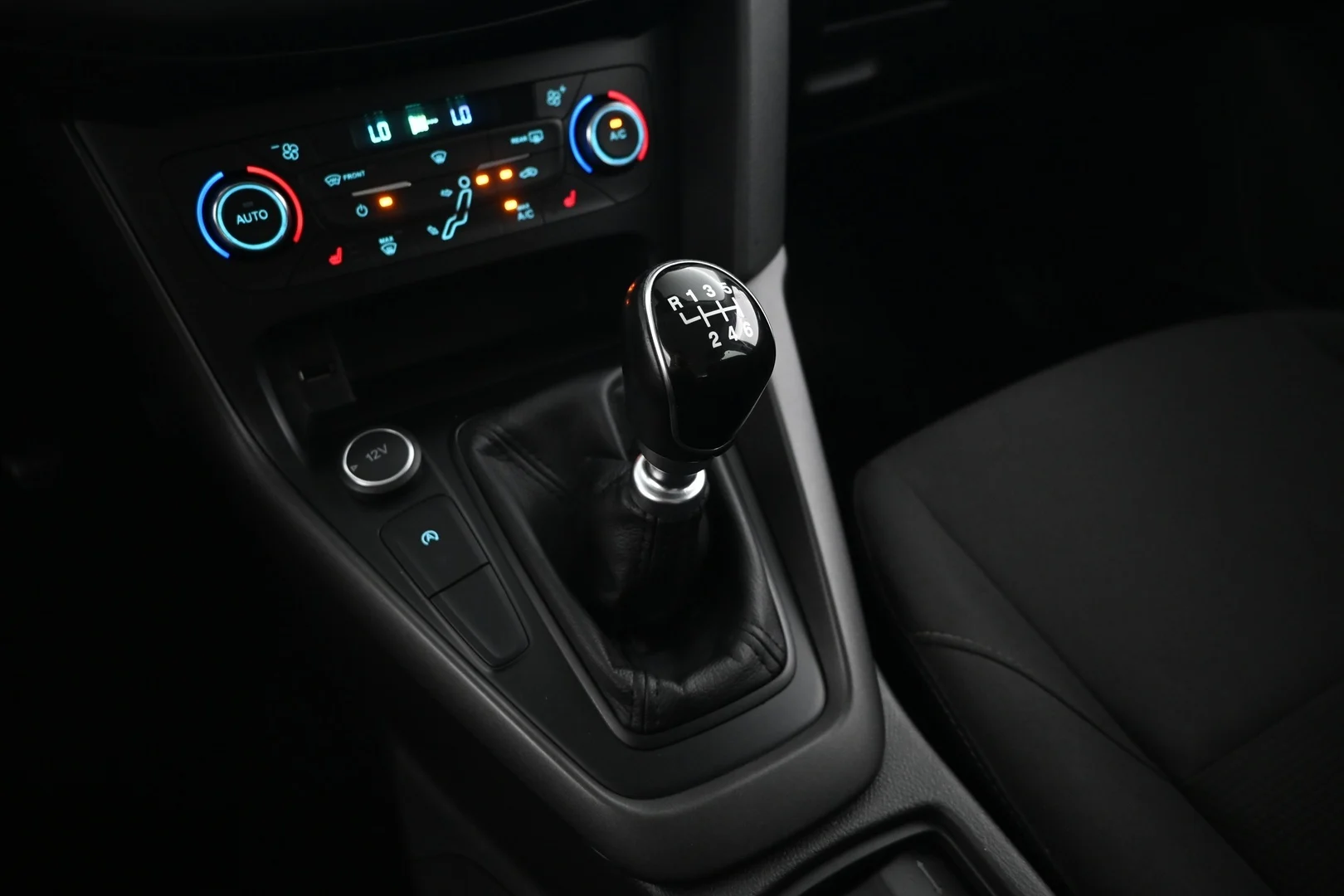 Car Image - 014q648F3KIzCJfE1QmoCh