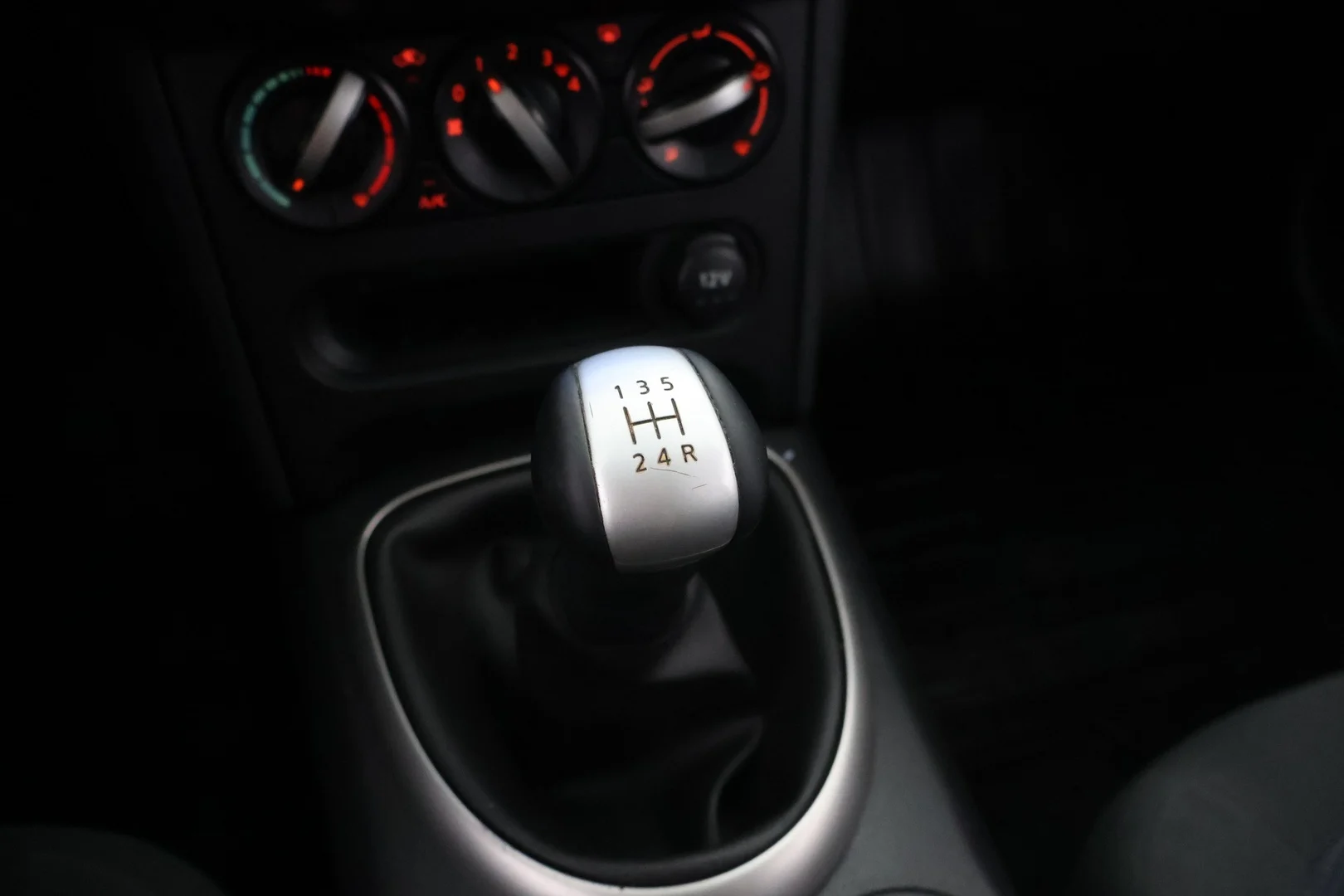 Car Image - 5mJlrRx3iDH0sIIu3QrMZY