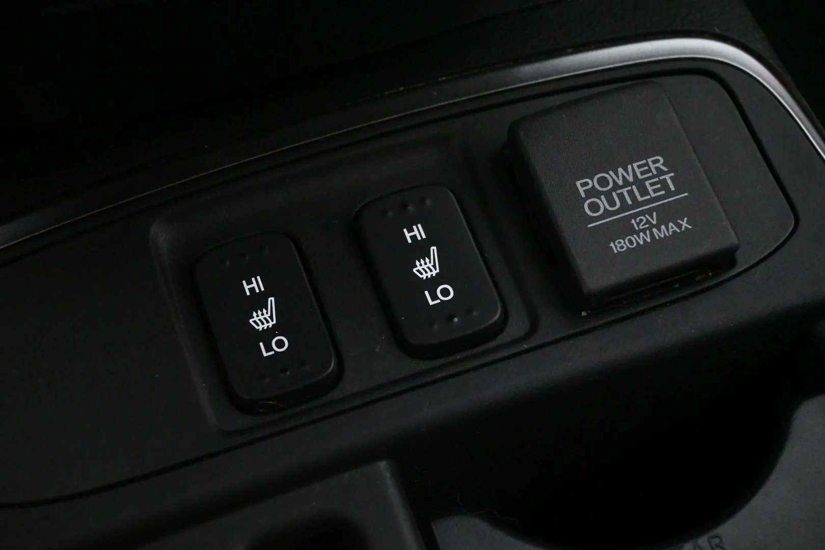 Car Image - 2KSeeNvwxP0KiiVEL7oAqD