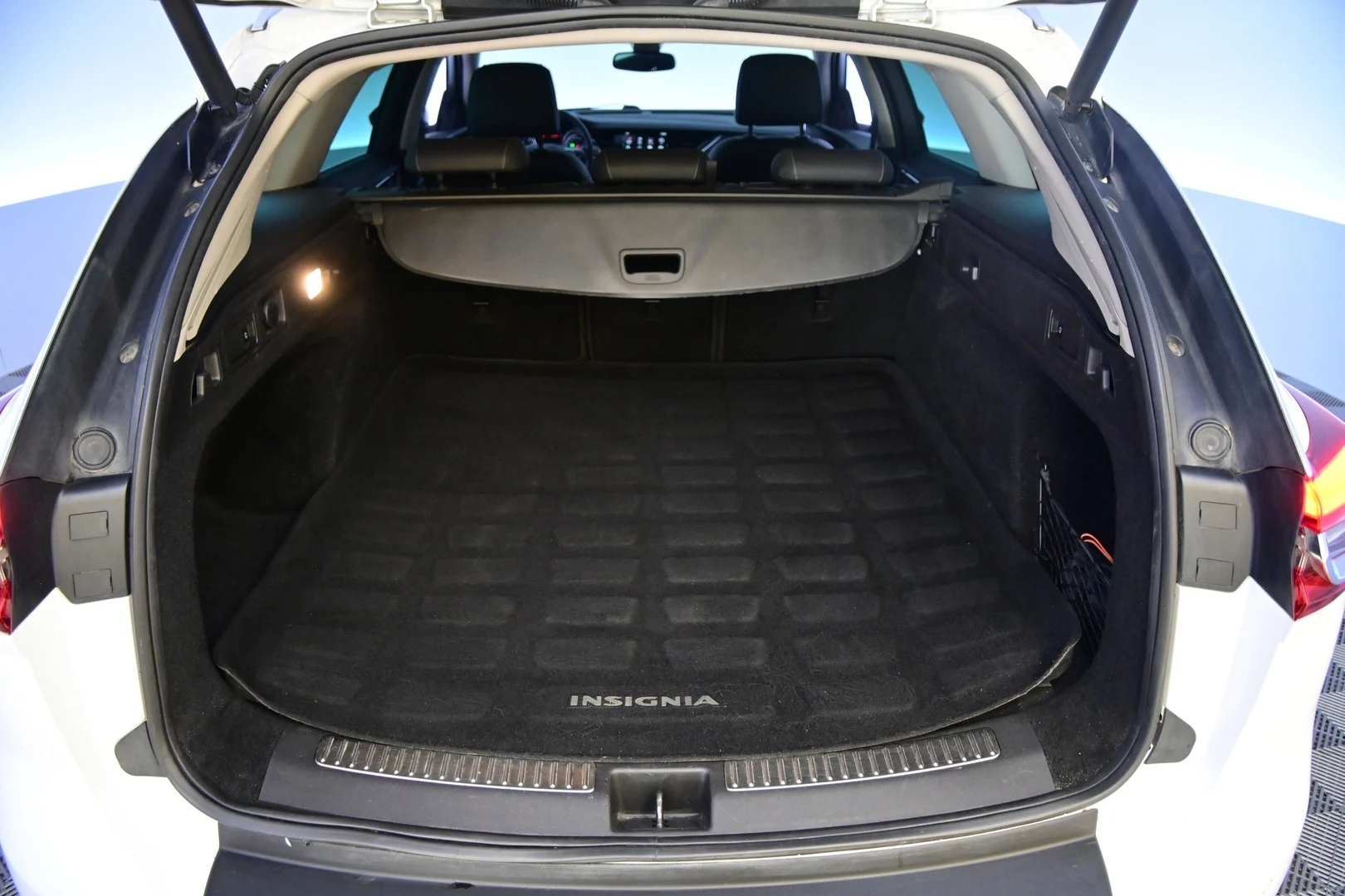 Car Image - 6KDBIHcuXmODb48RFsHlpU