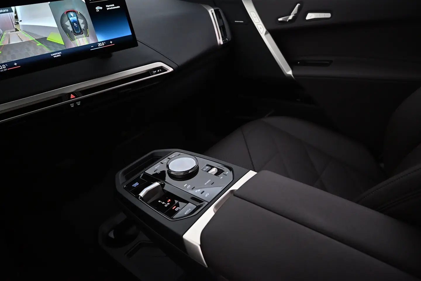 Car Image - 691eIaxDq35byf84DXfH5F