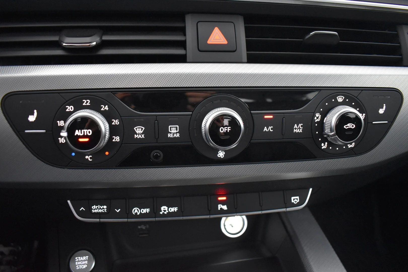 Car Image - 2EBmuhDIEQCV731y54Juuu