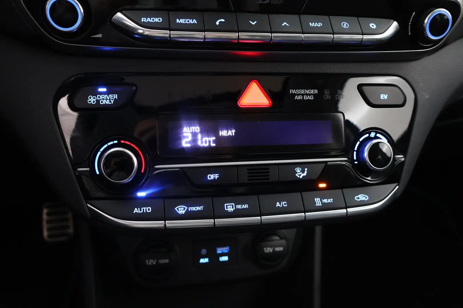Car Image - 3IzQ7RHg92QzaD4eM3PXHz