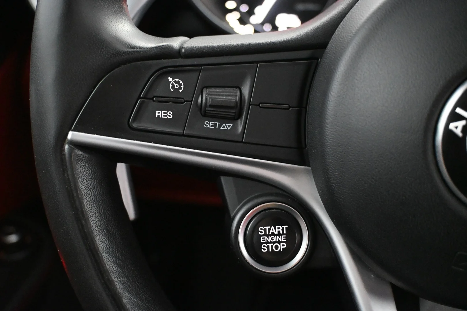 Car Image - rV1KVmBSqzKaESnAY5tGD