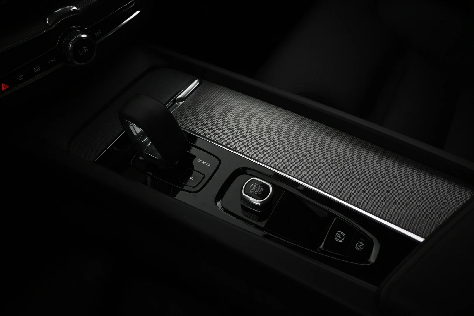 Car Image - 1pq3wzvfU8HfbT4Rzlhwbg