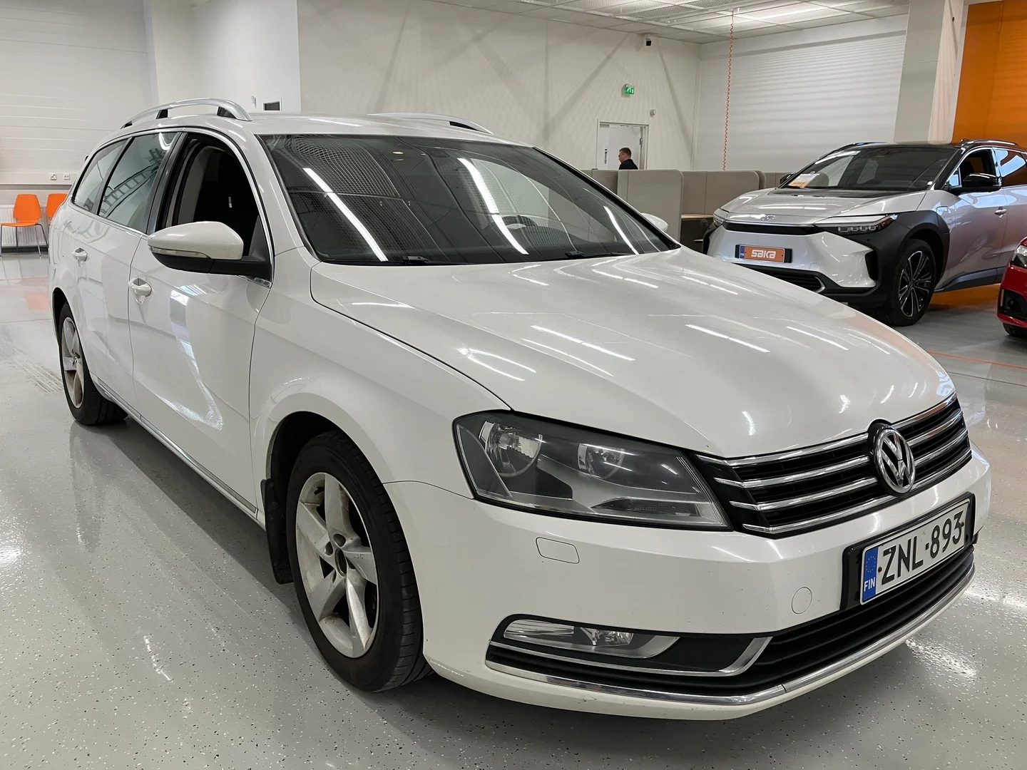 Car Image - 2dBvQjay7jjB122nyeob1u