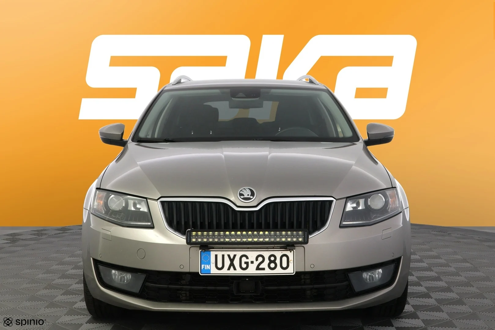 Car Image - IBtbppmvvOZ3AwqqiRgvg