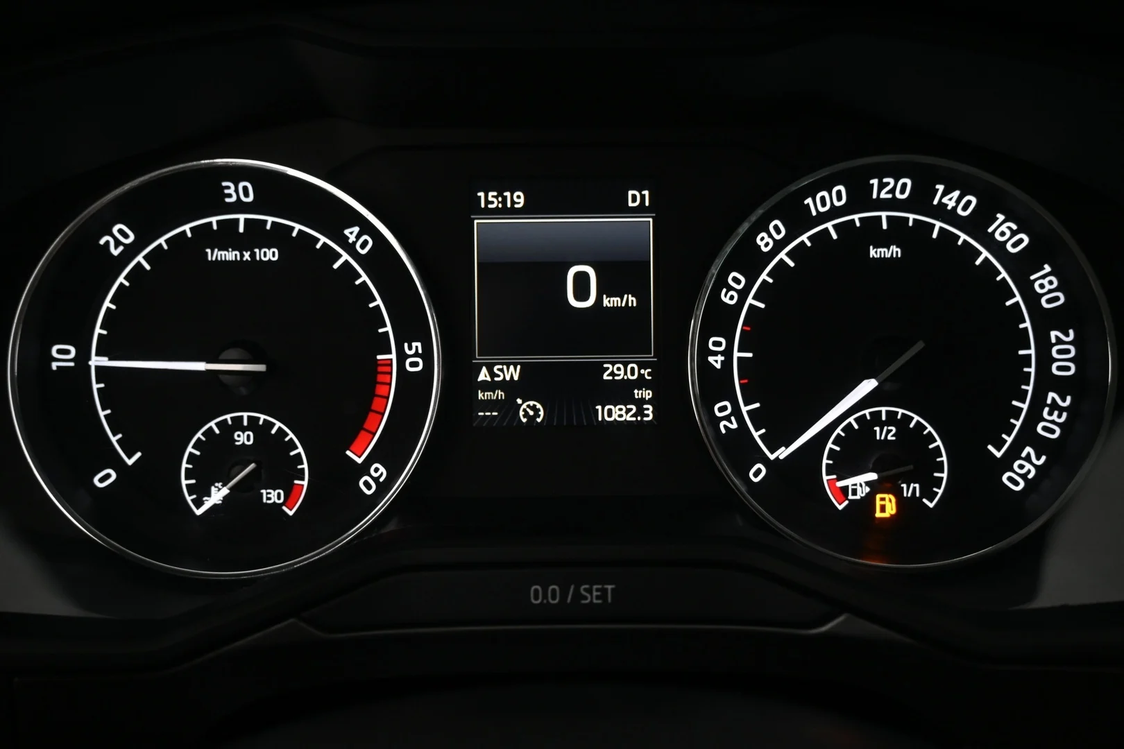 Car Image - 7aonO8mzbwZclfuSqIDcDe