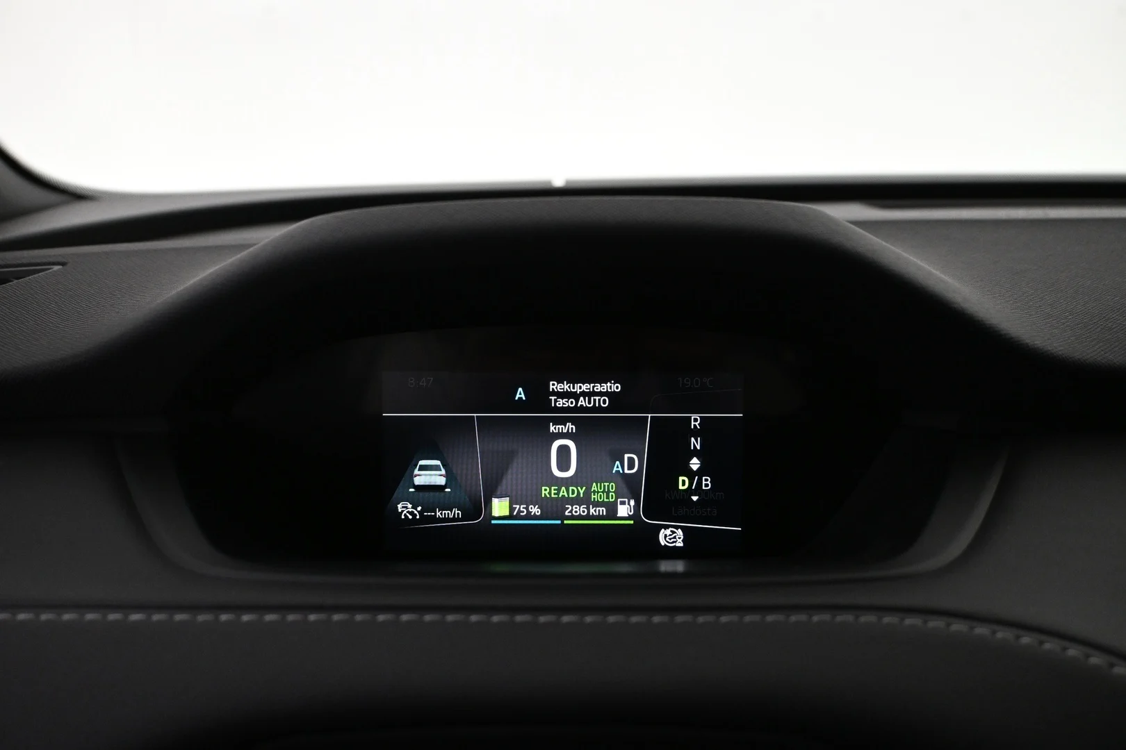 Car Image - 2qfBWiQ6hSw28B8N3VtJTc