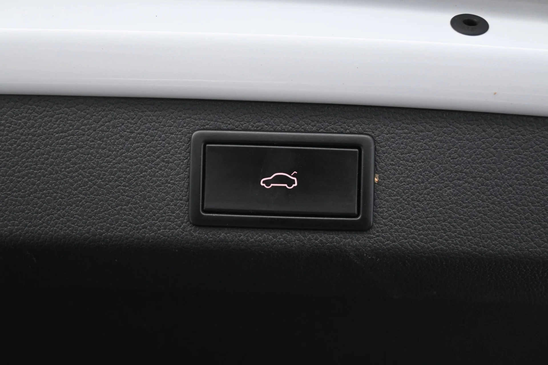 Car Image - 6pcBvad3Tn1MIbPyLfghBP