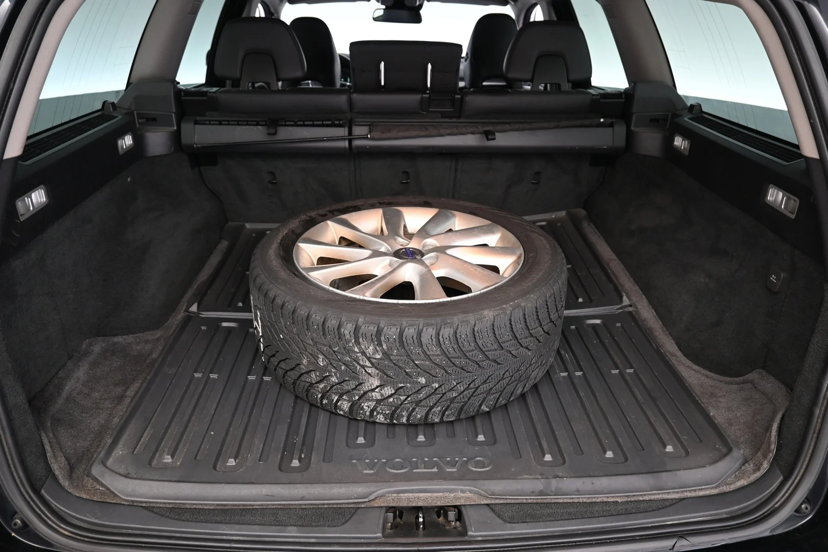 Car Image - 7ica0rHM8HozzjokFnMzIv