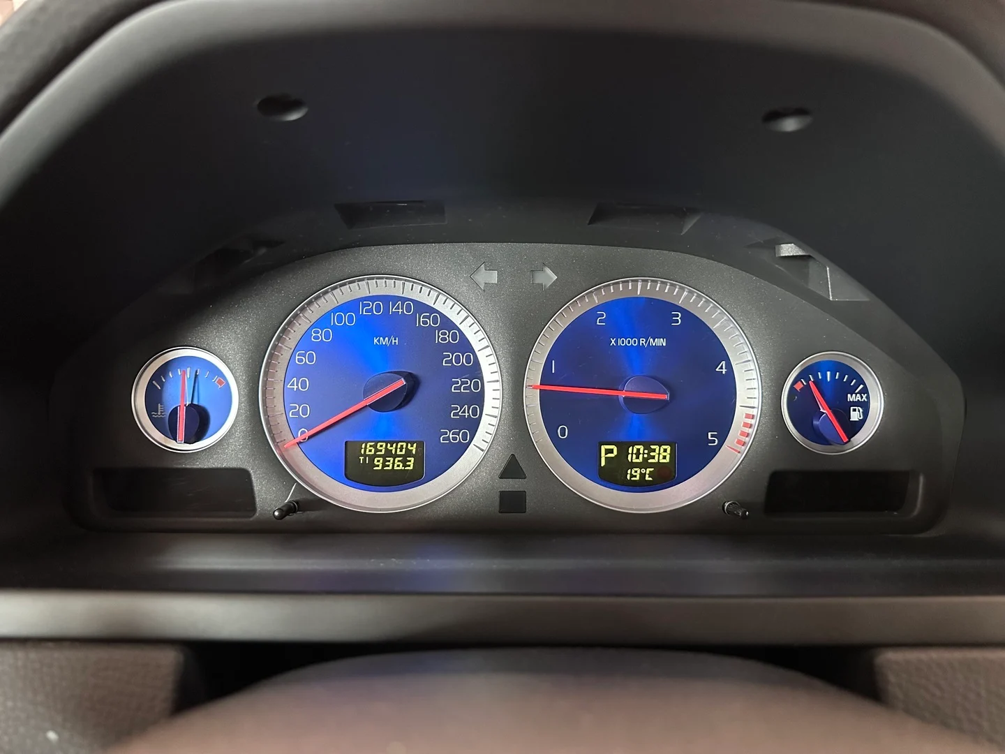 Car Image - 3eIdv3OabpQ7C5mkM10kE2