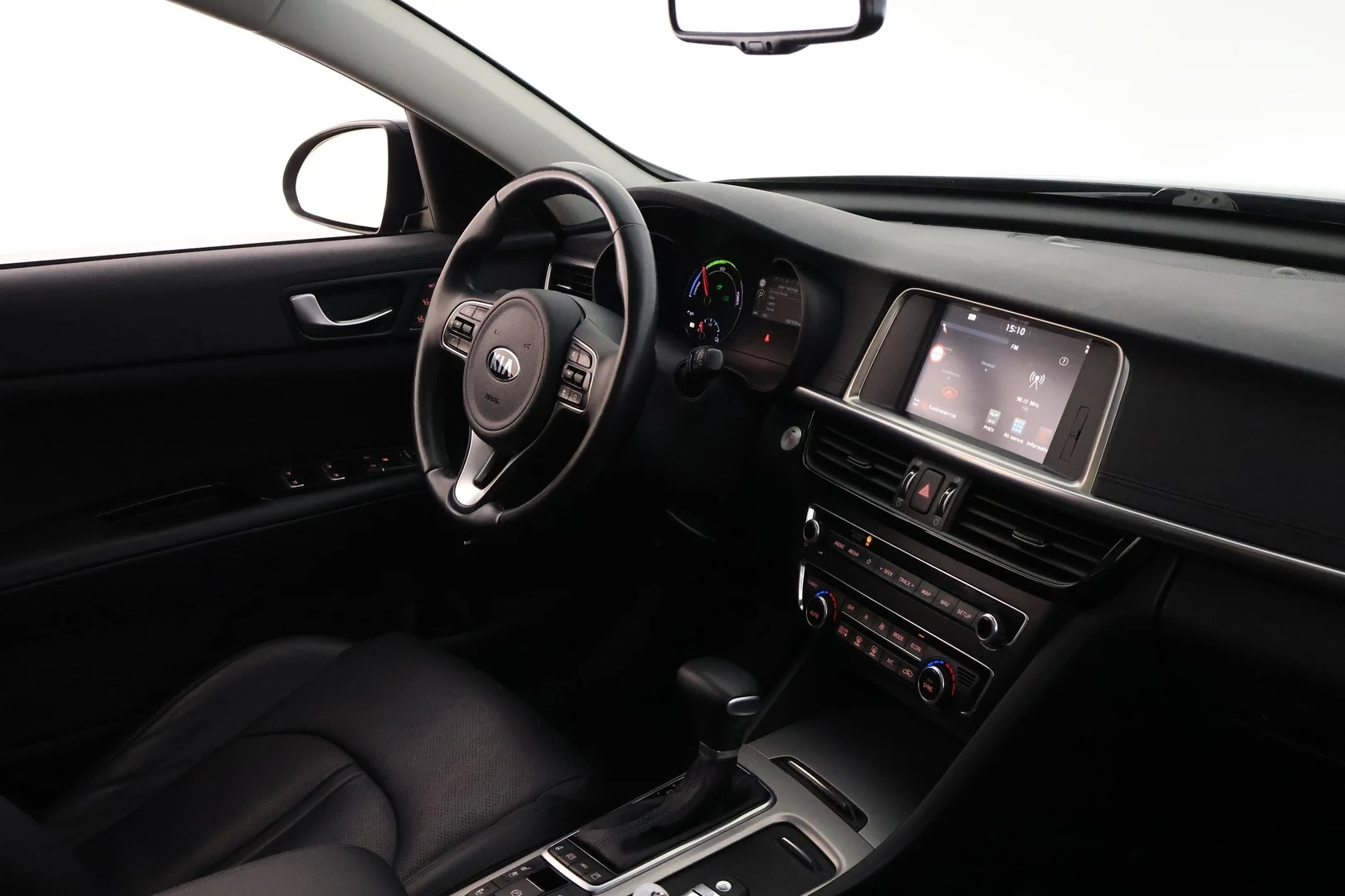 Car Image - 7zwAzq7naGkWZOiazDWP8F