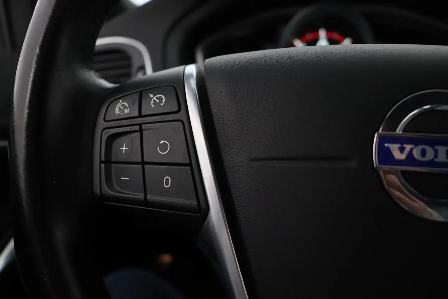 Car Image - 3Xvk1usnx9Hwn5YLJsIkei