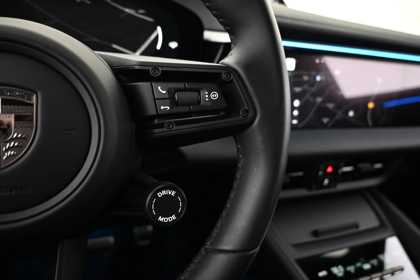 Car Image - FXashHBLS0IIsfvip1pRD