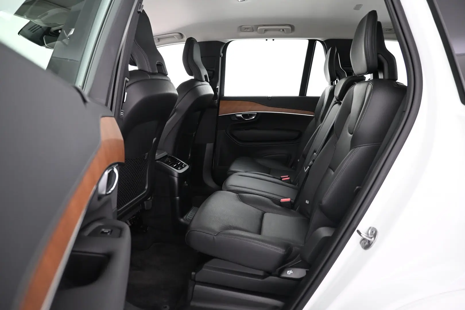 Car Image - 5qyLj4gXbXmKGYMWqBGLkk