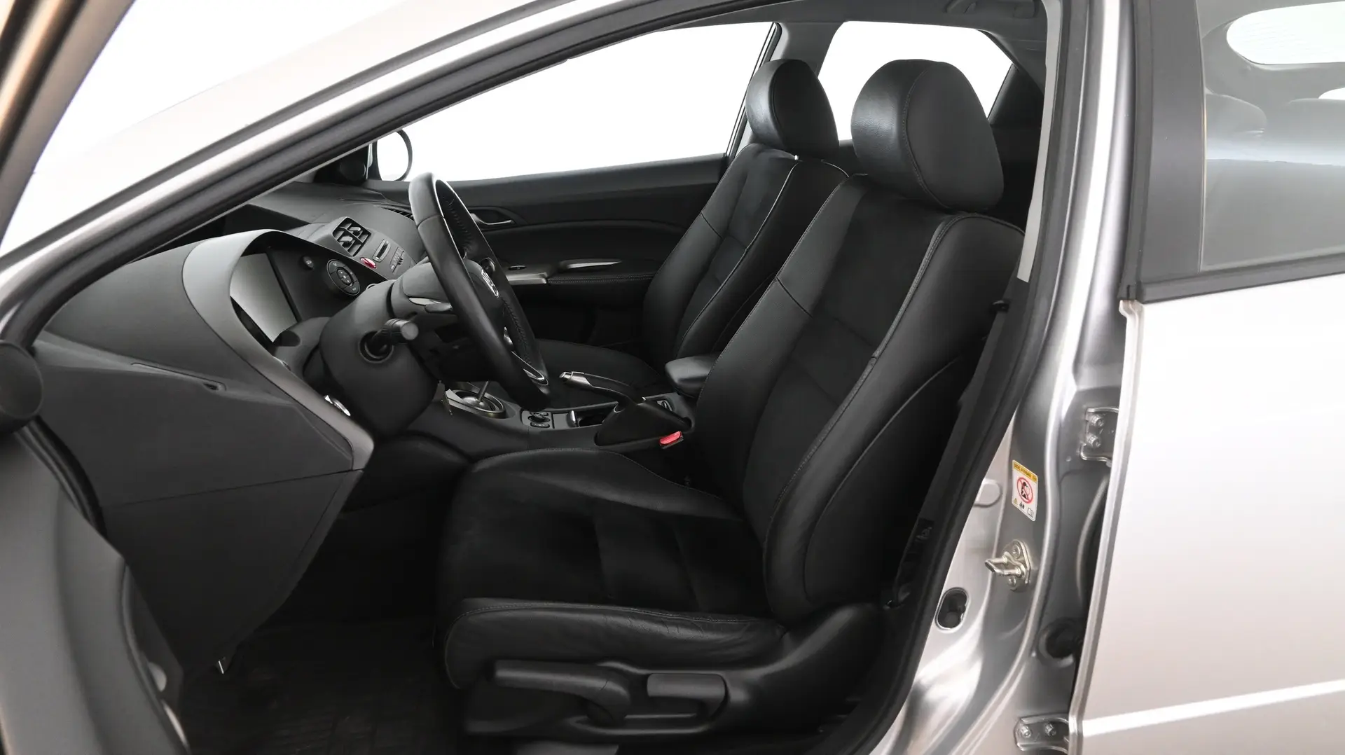 Car Image - 4YZOXujWZfhdIHuhZRbIfs