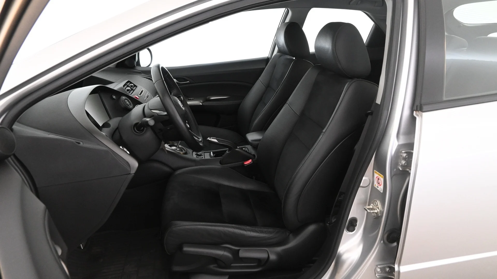 Car Image - 4YZOXujWZfhdIHuhZRbIfs