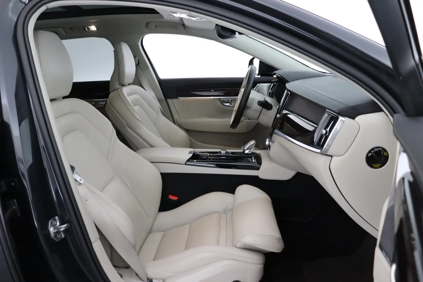 Car Image - vckqXNN4l2LlOgx9PRXHc