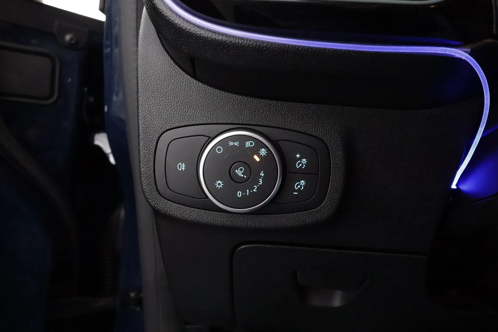 Car Image - 3RY55FYqWoAlayiqUD1jDD