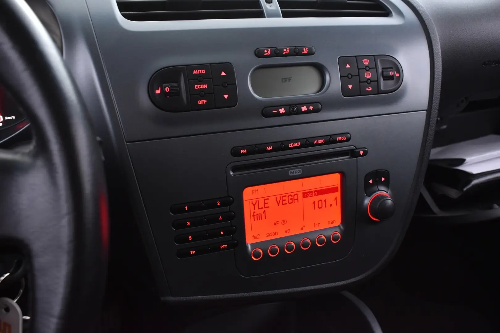 Car Image - 2fNquKYeN5zCgdxiO6wDqq