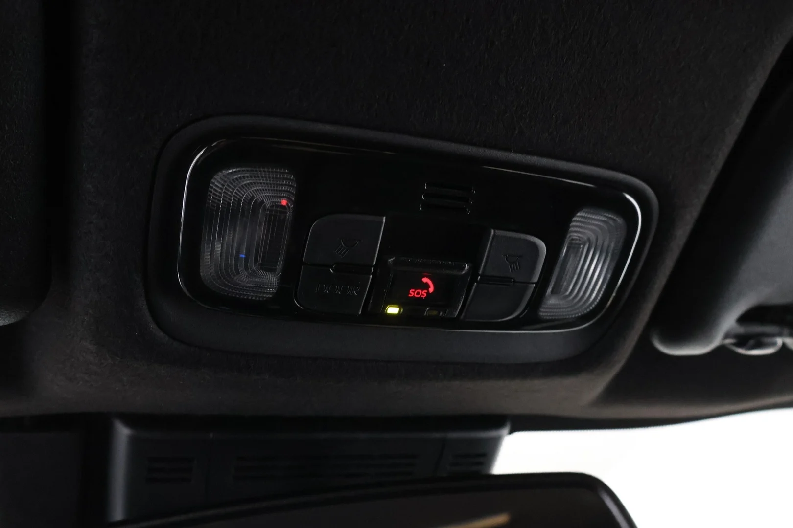 Car Image - FxlBn659bDrqEHCiySxQz