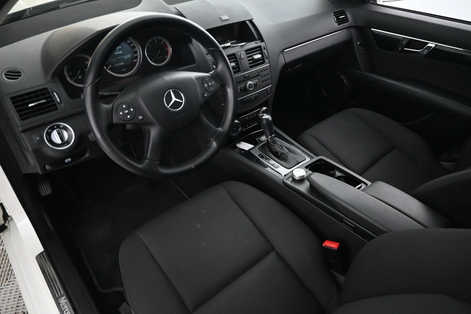 Car Image - 3TZCQpQHrImuaKzoJBr2Yb