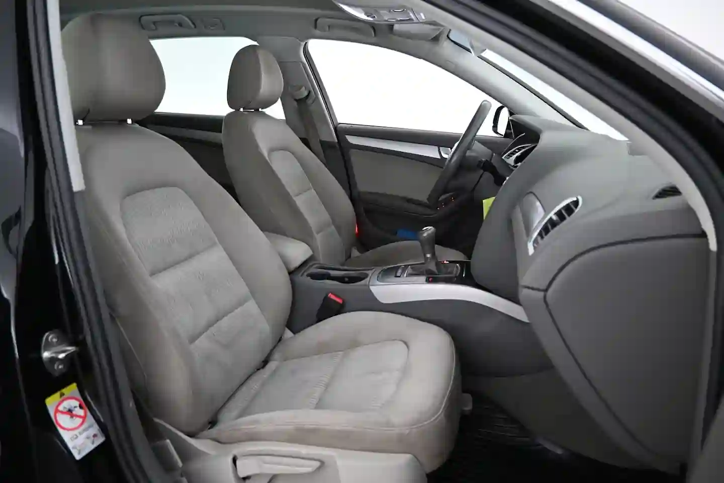 Car Image - 4BixllG5MFVnsfs7QM84bJ