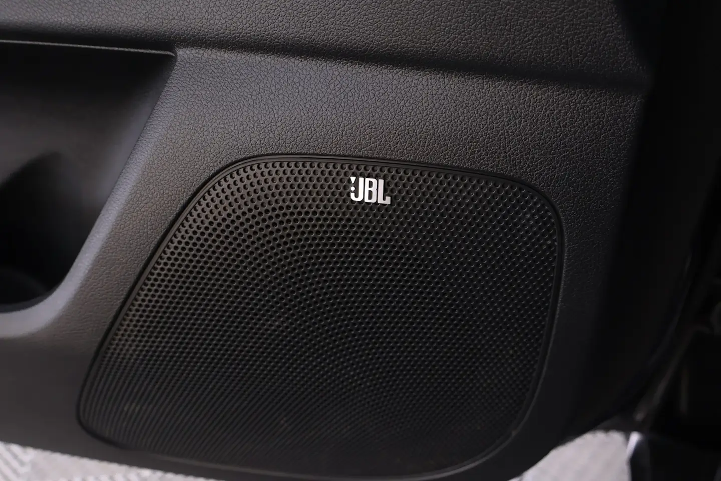 Car Image - 7AdVbVc62dtCey0IS8OhVx