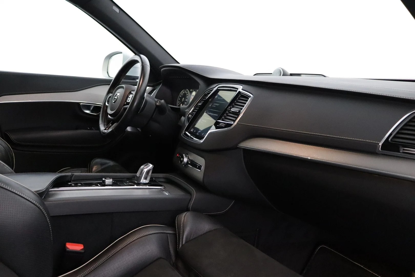 Car Image - 3x8C7pFDsOW0TwFaytcHe