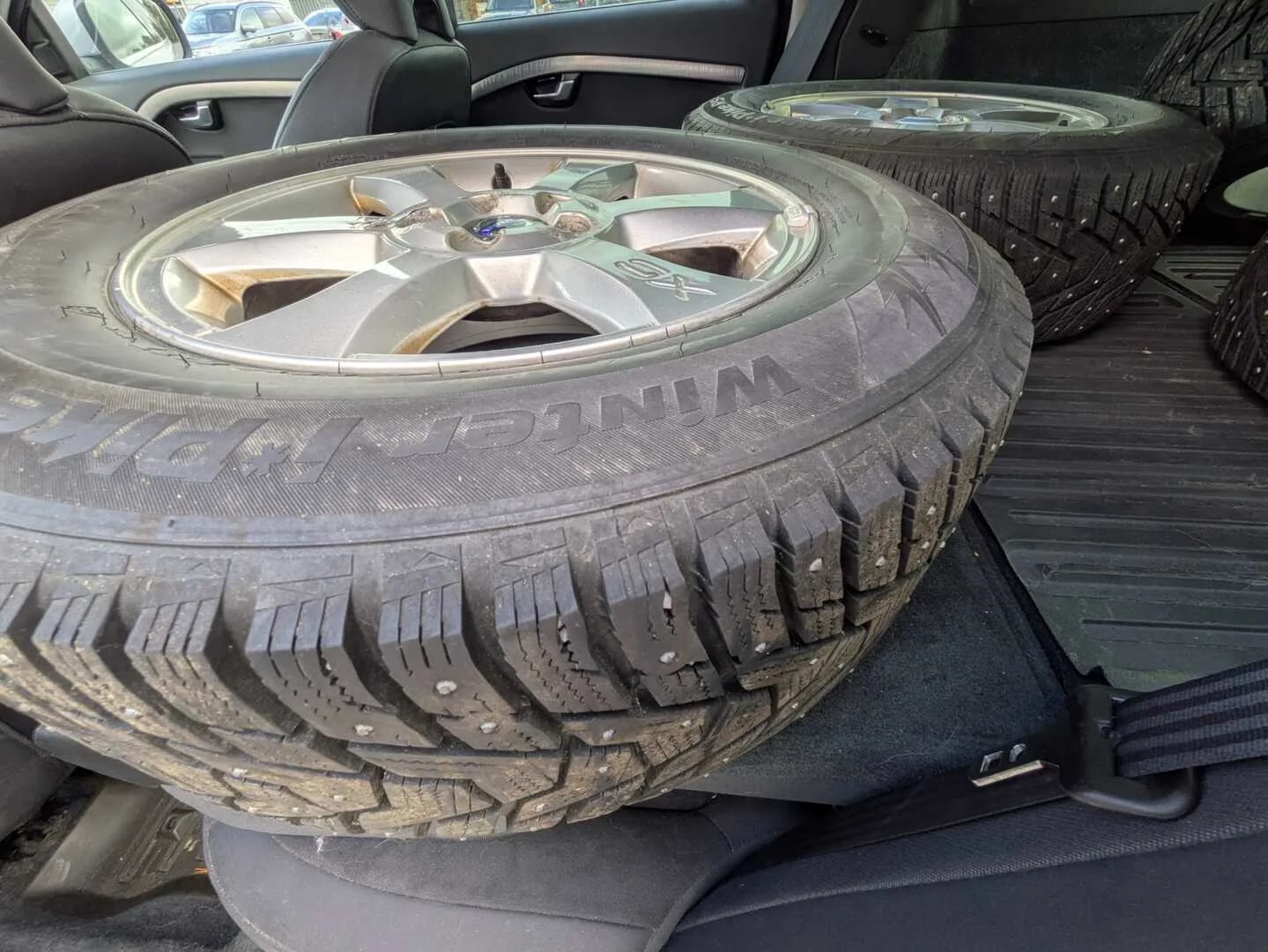 Car Image - 4FEq4Q80PxoOhnQoAWv322
