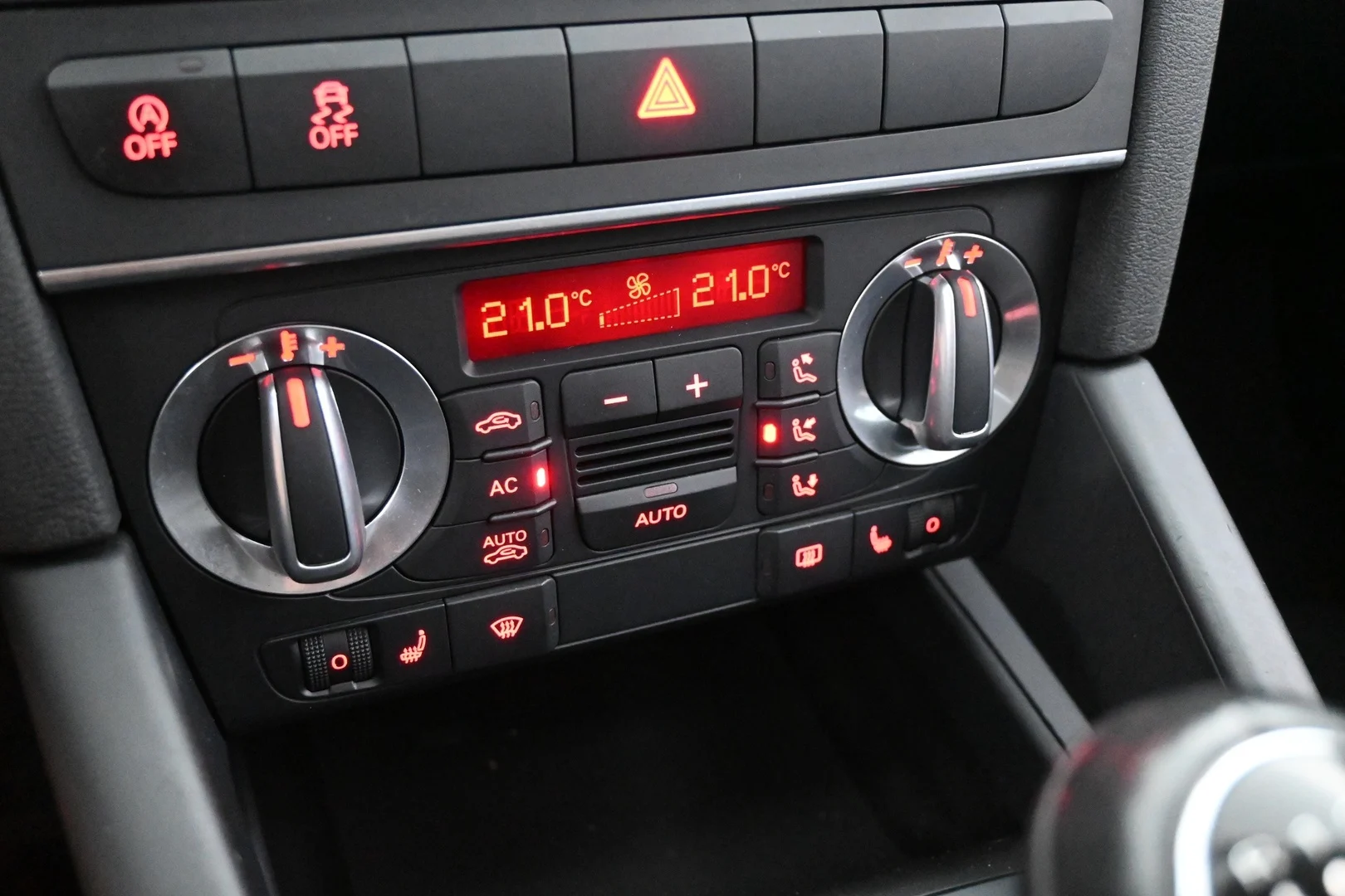 Car Image - 5T6kOyTHHs5vDbzXEMhSTr