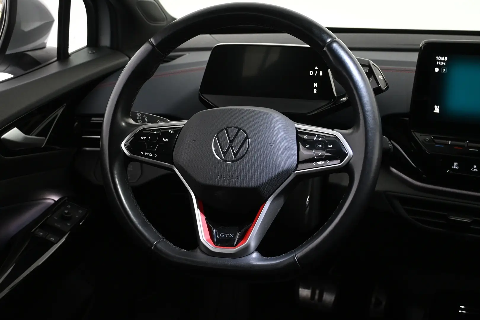 Car Image - 3mOEqZLxwsHhKxAS6kkk9h