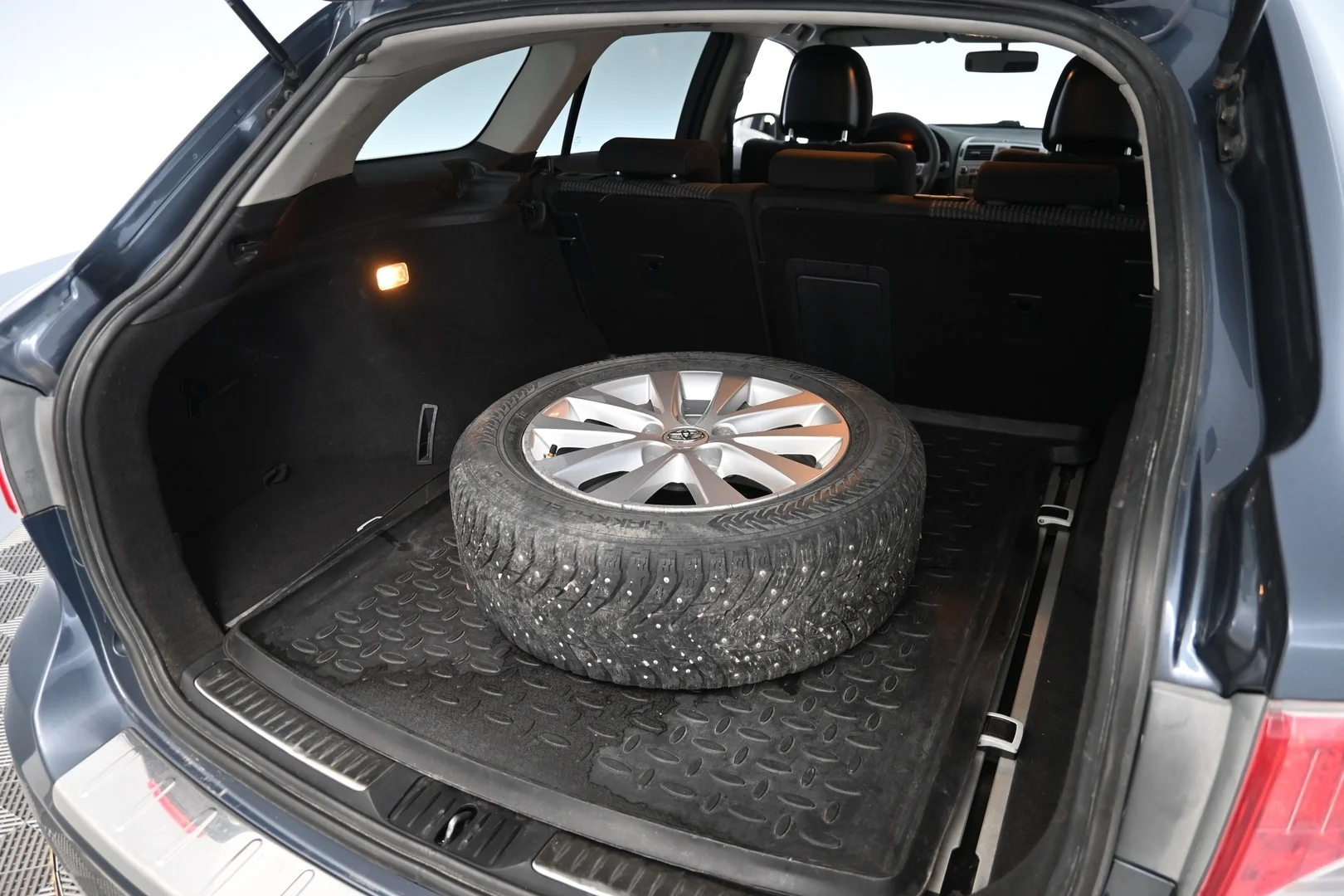Car Image - 7ttce9fUbnxXgP13EibDTB