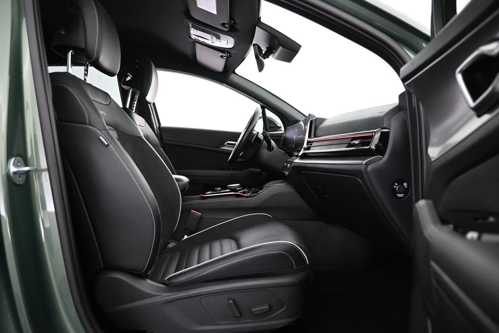Car Image - 3n8WMBKTQ66eSaPl3DN5s7