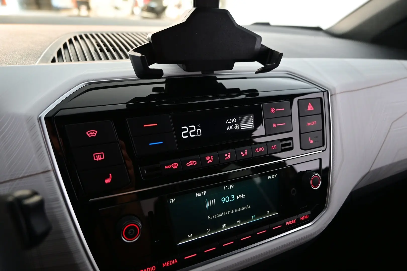 Car Image - 7bIXENLRxrPC9w1sddoVFe