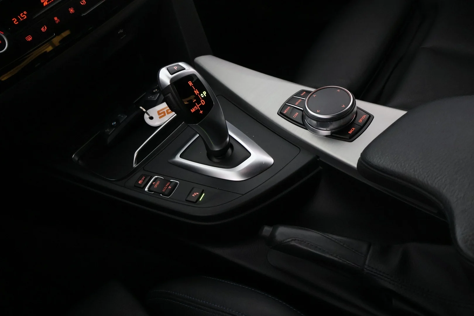 Car Image - 5ekTH3NGreKKGKz2HnoyQv