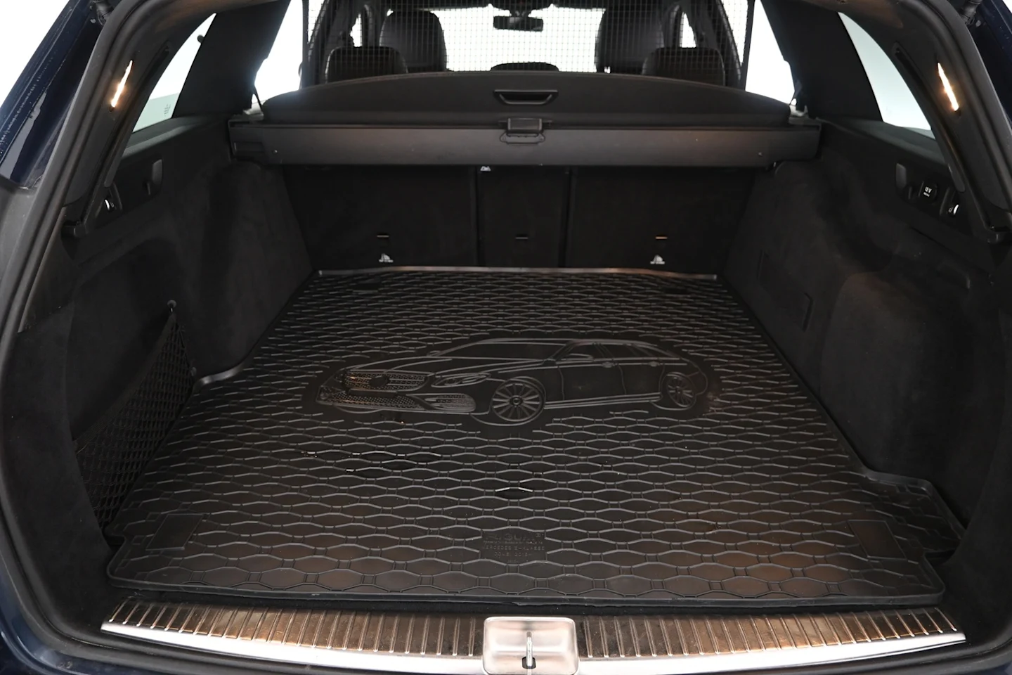 Car Image - 71IW2sAanS9mUPWxxe3yV9