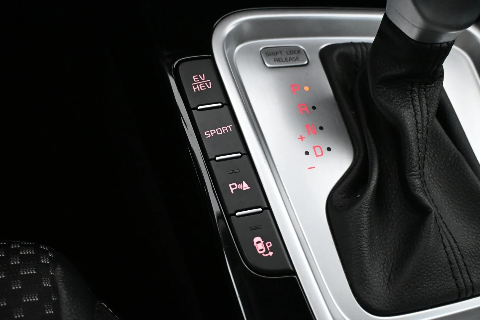 Car Image - U2gKJUE4lW1JMDUw0ydKS