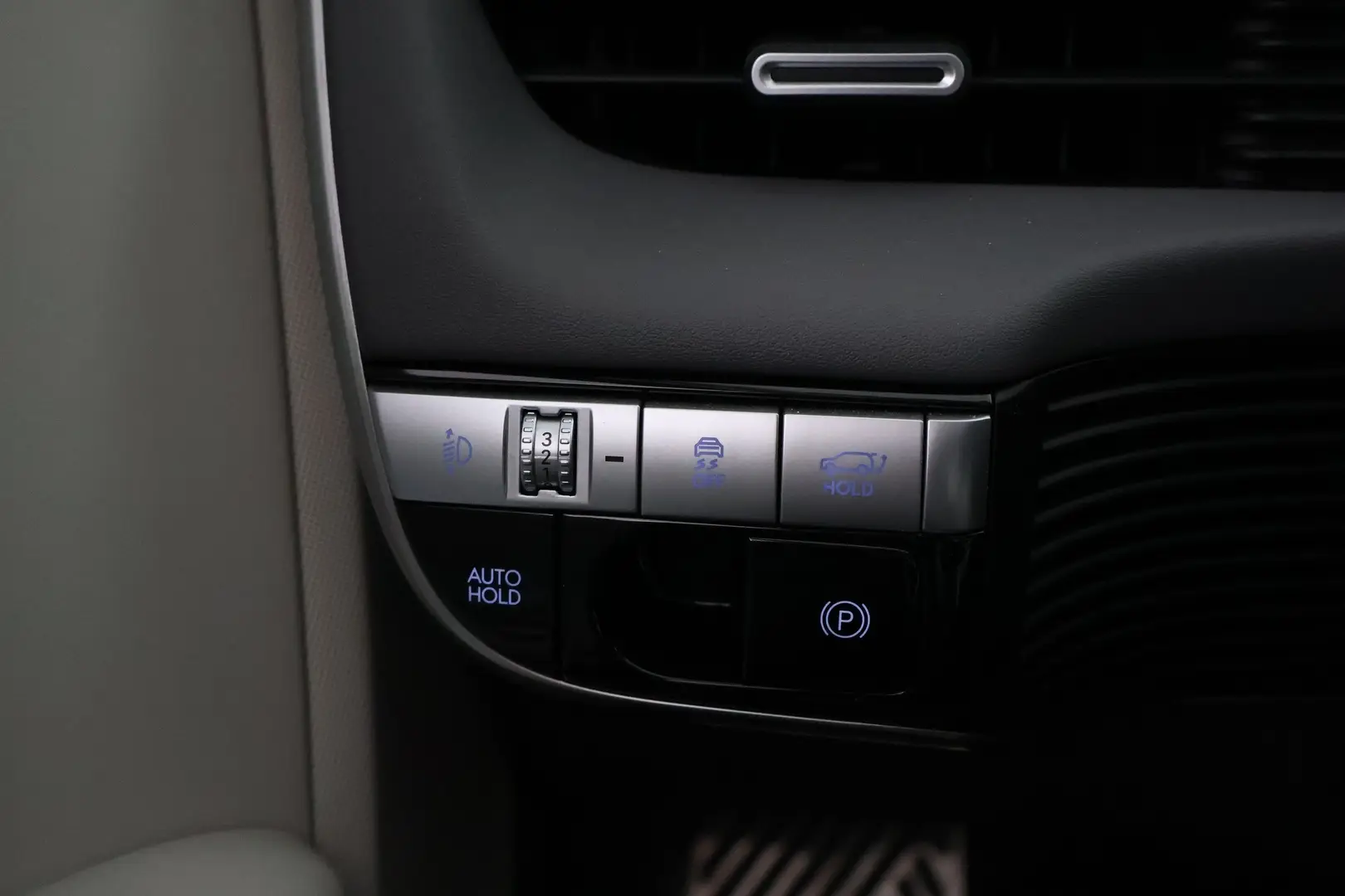 Car Image - 4hp1ZrA5sxmnMywvuzO4R7